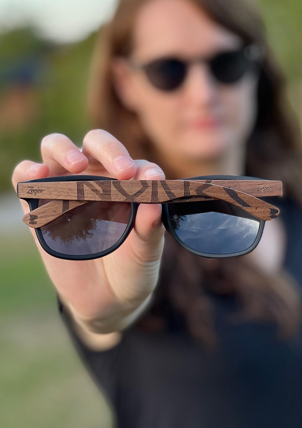 Lunettes Bois Gravé Eyewood Runes Vikings Norvège - Artisanales